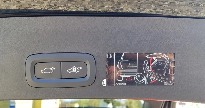 Volvo XC 40 cena 86800 przebieg: 191652, rok produkcji 2020 z Mrocza małe 596